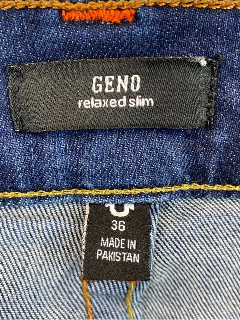 True Religion Men's Geno Relaxed Slim Fit Jeans Sz 36x31 Stretch subtle FLAW